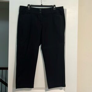 Women’s LOFT Outlet Black Original Crop Pants